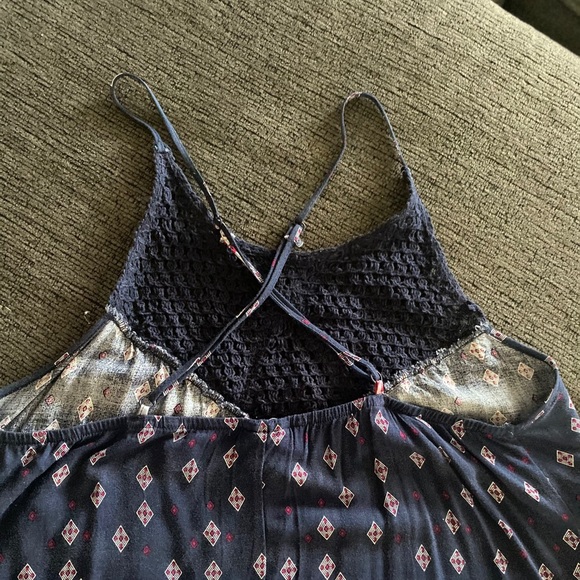 Cute knee length Rue 21 dress - Picture 5 of 7